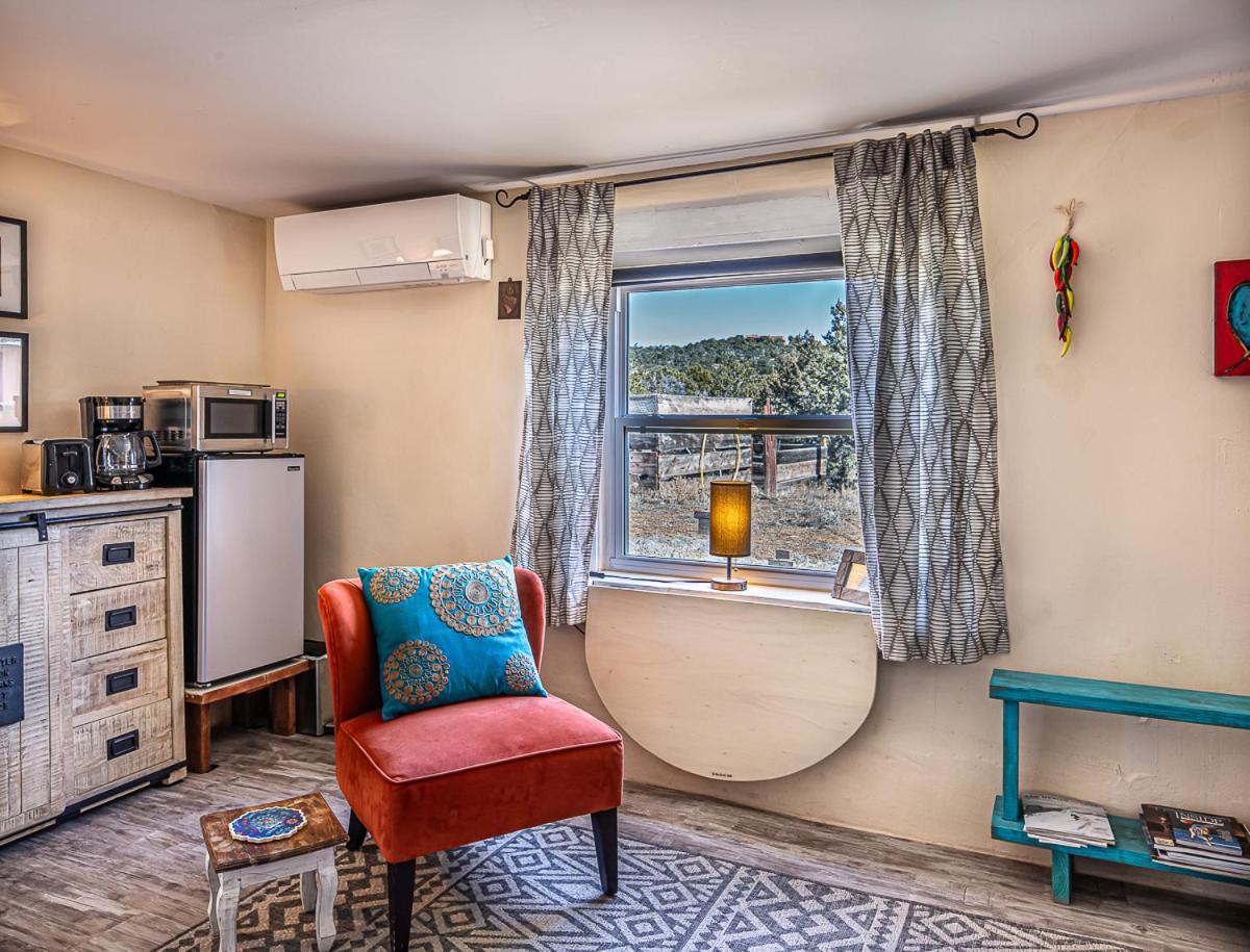 Pet Friendly Pinon Heaven Bed and Breakfast Canada de los Alamos Buitenkant foto